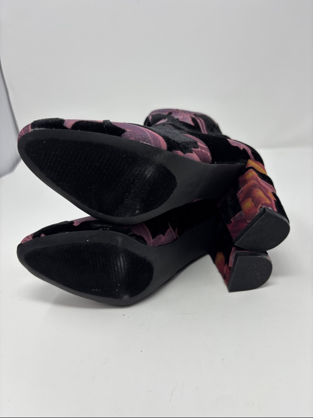 Steve Madden | sock booties 6.5 6.5M Black Velvet Floral Ankle Boots - Women's - Picture 7 of 9